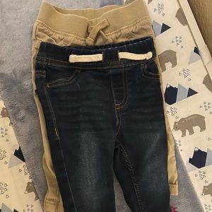 Pair of pants 6 months